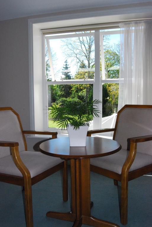 Little Manor Bed and Breakfast Cheltenham Exteriör bild