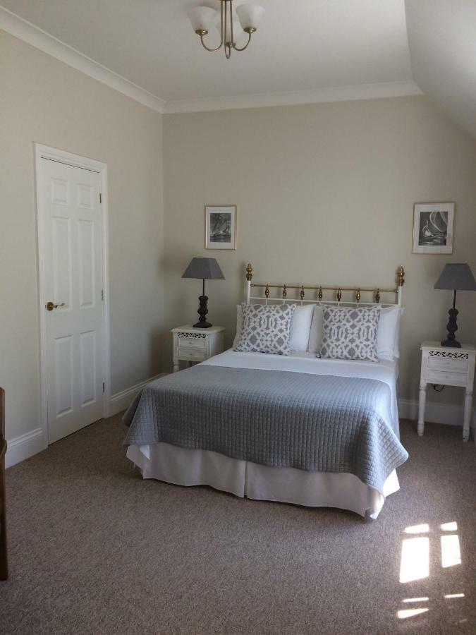Little Manor Bed and Breakfast Cheltenham Exteriör bild
